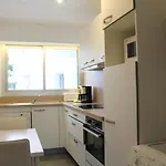 2 Pièces Face Avec Terrasse Et Parking Privatif - - Fr-1-245-151 La Baule-Escoublac